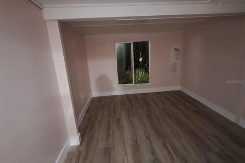 House in New Port Richey, Florida 2 bedrooms, 93.55 sq.m. № 1881370 - photo 14