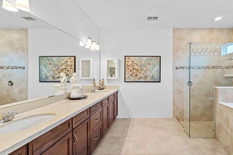House in Winter Garden, Florida 4 bedrooms, 333.33 sq.m. № 2287357 - photo 30