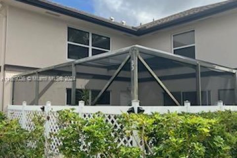 Adosado en venta en Royal Palm Beach, Florida, 2 dormitorios, 129.88 m2 № 1984808 - foto 3