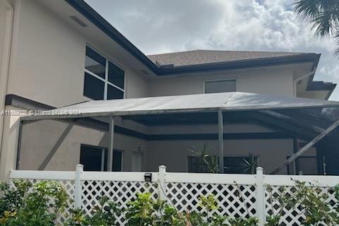 Adosado en venta en Royal Palm Beach, Florida, 2 dormitorios, 129.88 m2 № 1984808 - foto 2