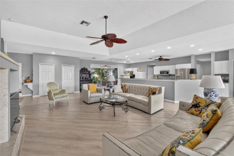 Casa en venta en Leesburg, Florida, 4 dormitorios, 308.25 m2 № 2384063 - foto 14