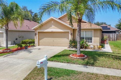 Villa ou maison à vendre à Lutz, Floride: 3 chambres, 130.06 m2 № 2312680 - photo 4