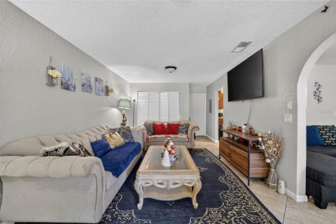 Villa ou maison à vendre à Ocala, Floride: 3 chambres, 127.74 m2 № 2208264 - photo 13