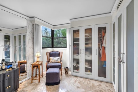 Condo in Key Biscayne, Florida, 2 bedrooms  № 2067680 - photo 18