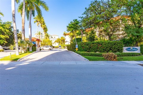 Condo in Key Biscayne, Florida, 2 bedrooms  № 2067680 - photo 3