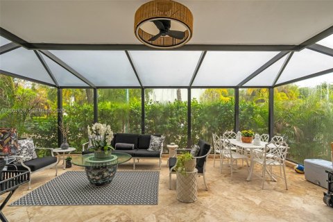 Condo in Key Biscayne, Florida, 2 bedrooms  № 2067680 - photo 26