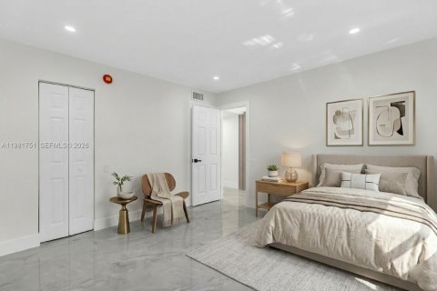 Купить таунхаус в Майами, Флорида 2 спальни, 103.31м2, № 2045008 - фото 14