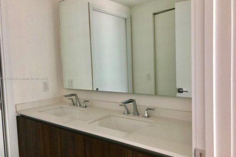 Copropriété à louer à Miami, Floride: 1 chambre, 81.75 m2 № 1977999 - photo 7