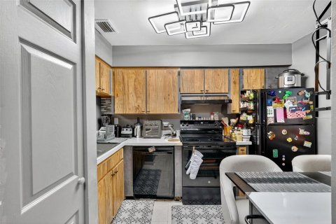 House in Pinellas Park, Florida 1 bedroom, 74.32 sq.m. № 1907472 - photo 11