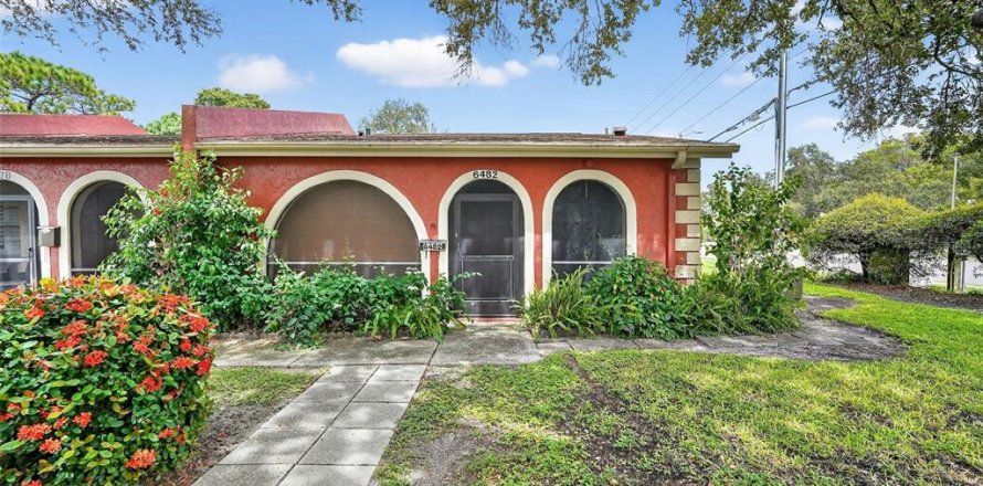 House in Pinellas Park, Florida 1 bedroom, 74.32 sq.m. № 1907472