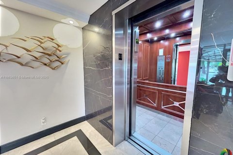 Copropriété à louer à Pompano Beach, Floride: 1 chambre, 83.61 m2 № 1891256 - photo 25