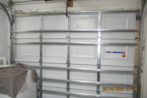 House in Pembroke Pines, Florida 2 bedrooms, 117.24 sq.m. № 2086975 - photo 16
