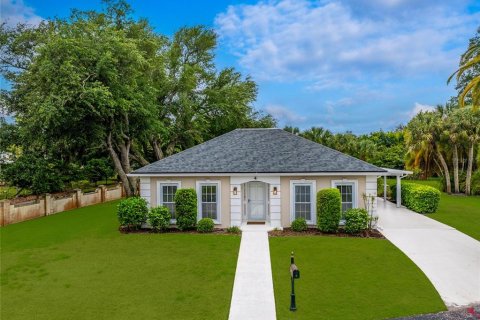 Villa ou maison à Englewood, Floride 2 chambres, 135.92 m2 № 2415443