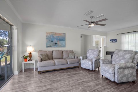 House in Crystal River, Florida 3 bedrooms, 113.71 sq.m. № 2214169 - photo 26