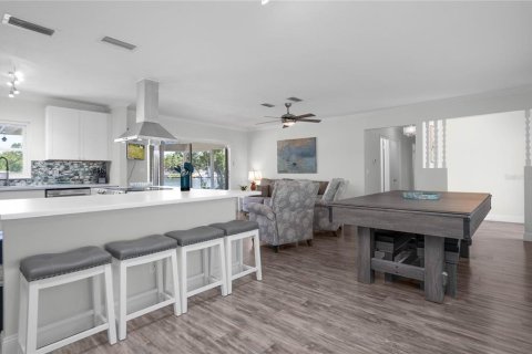 House in Crystal River, Florida 3 bedrooms, 113.71 sq.m. № 2214169 - photo 16