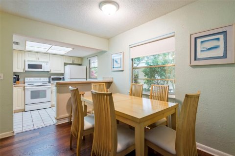 Condominio en venta en Dunedin, Florida, 2 dormitorios, 86.4 m2 № 970770 - foto 18