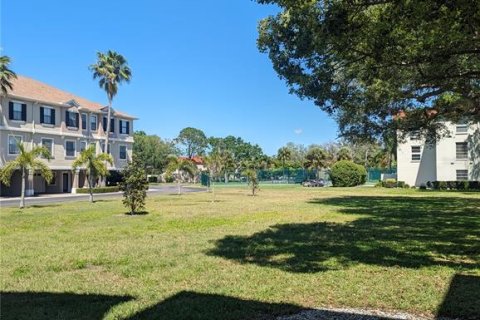 Condominio en venta en Dunedin, Florida, 2 dormitorios, 86.4 m2 № 970770 - foto 11