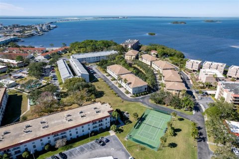 Condominio en venta en Dunedin, Florida, 2 dormitorios, 86.4 m2 № 970770 - foto 5