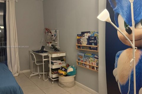 Condominio en alquiler en Miami, Florida, 2 dormitorios, 155.52 m2 № 1975444 - foto 15