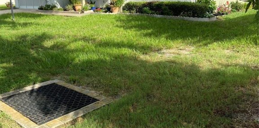House in Ocala, Florida 2 bedrooms, 111.39 sq.m. № 1820664