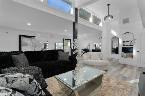 Villa ou maison à vendre à Webster, Floride: 2 chambres, 180.79 m2 № 2431779 - photo 20