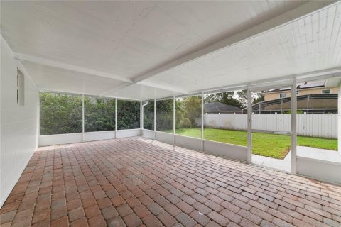 Villa ou maison à vendre à Kissimmee, Floride: 4 chambres, 153.47 m2 № 2413986 - photo 23