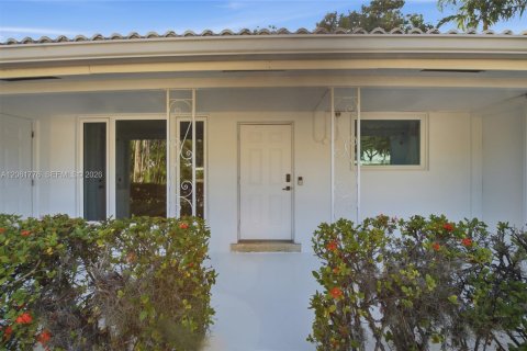 Villa ou maison à vendre à Oakland Park, Floride: 2 chambres, 137.31 m2 № 2265398 - photo 8