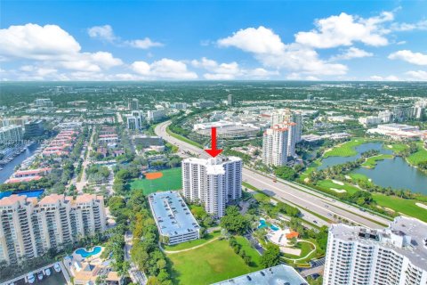 Купить кондоминиум в Авентура, Флорида 2 спальни, 118.08м2, № 1972383 - фото 16