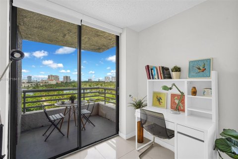 Купить кондоминиум в Авентура, Флорида 2 спальни, 118.08м2, № 1972383 - фото 11