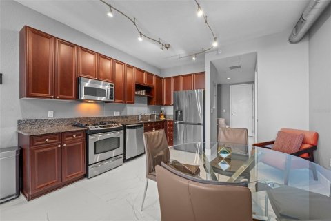 Condominio en venta en Orlando, Florida, 1 dormitorio, 89.84 m2 № 1584470 - foto 16