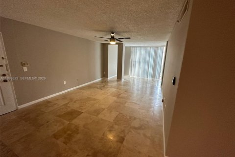 Condominio en alquiler en Boca Raton, Florida, 3 dormitorios, 117.8 m2 № 2060913 - foto 4