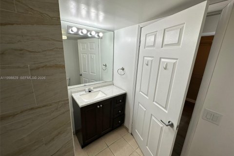 Condominio en alquiler en Boca Raton, Florida, 3 dormitorios, 117.8 m2 № 2060913 - foto 6