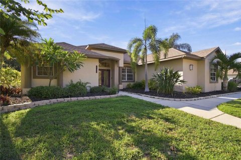 Villa ou maison à vendre à Sarasota, Floride: 4 chambres, 203.55 m2 № 2432578 - photo 2
