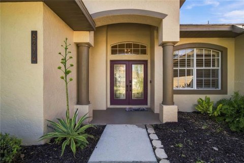 Villa ou maison à vendre à Sarasota, Floride: 4 chambres, 203.55 m2 № 2432578 - photo 7