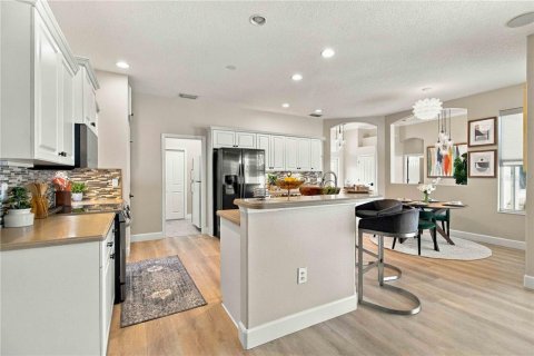 Villa ou maison à vendre à Sarasota, Floride: 4 chambres, 203.55 m2 № 2432578 - photo 17