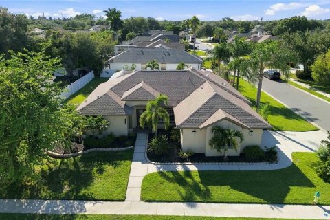 Villa ou maison à Sarasota, Floride 4 chambres, 203.55 m2 № 2432578