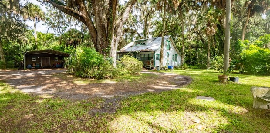 Casa en East Palatka, Florida 4 dormitorios, 164.99 m2 № 2277291
