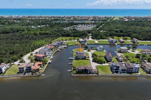 House in Palm Coast, Florida 4 bedrooms, 386.1 sq.m. № 2233188 - photo 7