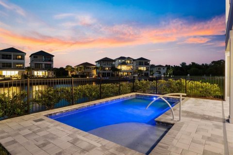 House in Palm Coast, Florida 4 bedrooms, 386.1 sq.m. № 2233188 - photo 5
