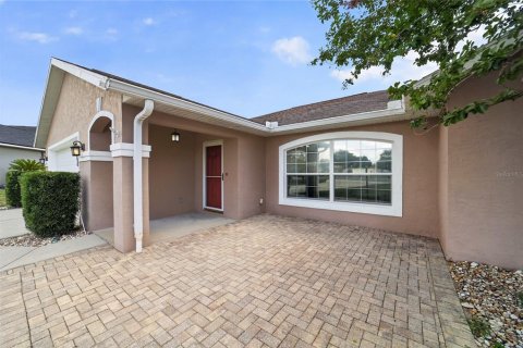House in Ocala, Florida 3 bedrooms, 161.56 sq.m. № 2155846 - photo 4