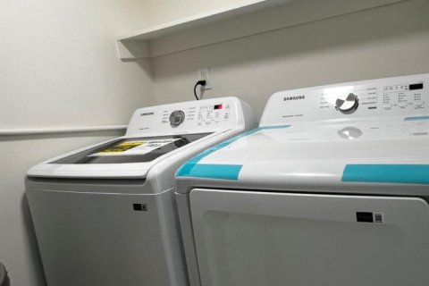 Купить кондоминиум в Палм-Бич-Гарденс, Флорида 2 спальни, 107.58м2, № 1160407 - фото 1