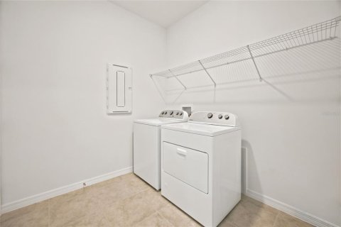 Villa ou maison à louer à Ocala, Floride: 3 chambres, 148.09 m2 № 2149847 - photo 25