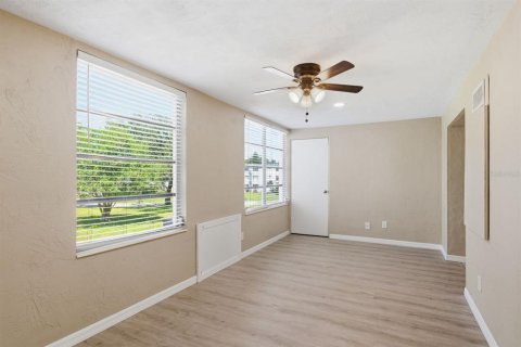 Copropriété à louer à Clearwater, Floride: 2 chambres, 102.19 m2 № 2092295 - photo 4