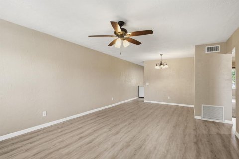 Copropriété à louer à Clearwater, Floride: 2 chambres, 102.19 m2 № 2092295 - photo 9