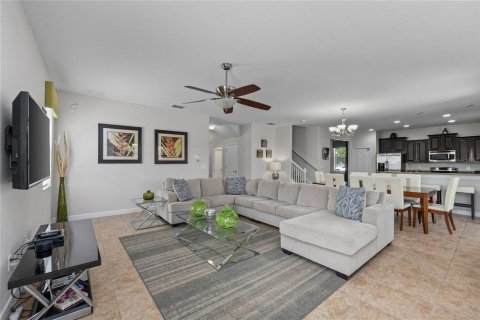 Villa ou maison à vendre à Davenport, Floride: 6 chambres, 363.15 m2 № 1735225 - photo 27