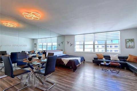 Студия в кондо в Майами-Бич, Флорида № 2048974