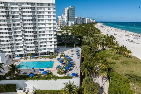 Снять в аренду кондоминиум в Майами-Бич, Флорида 51.1м2, № 2048974 - фото 20