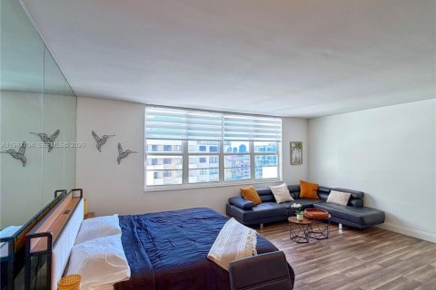 Снять в аренду кондоминиум в Майами-Бич, Флорида 51.1м2, № 2048974 - фото 2