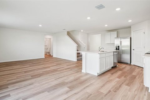 Casa en venta en Alachua, Florida, 5 dormitorios, 233.74 m2 № 1905585 - foto 10