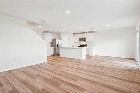 Casa en venta en Alachua, Florida, 5 dormitorios, 233.74 m2 № 1905585 - foto 11
